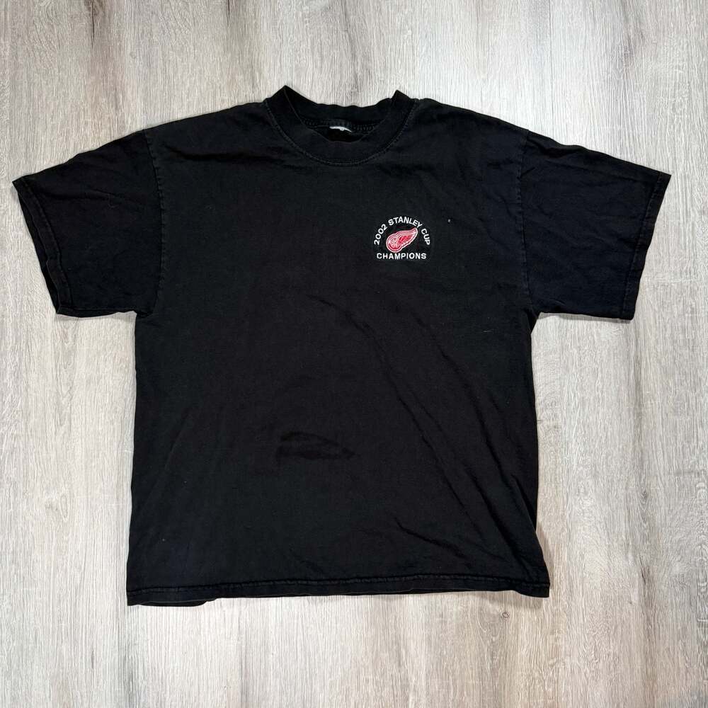 Vintage 2002 Detroit Red Wings Stanley Cup Champs Embroidered T-Shirt M